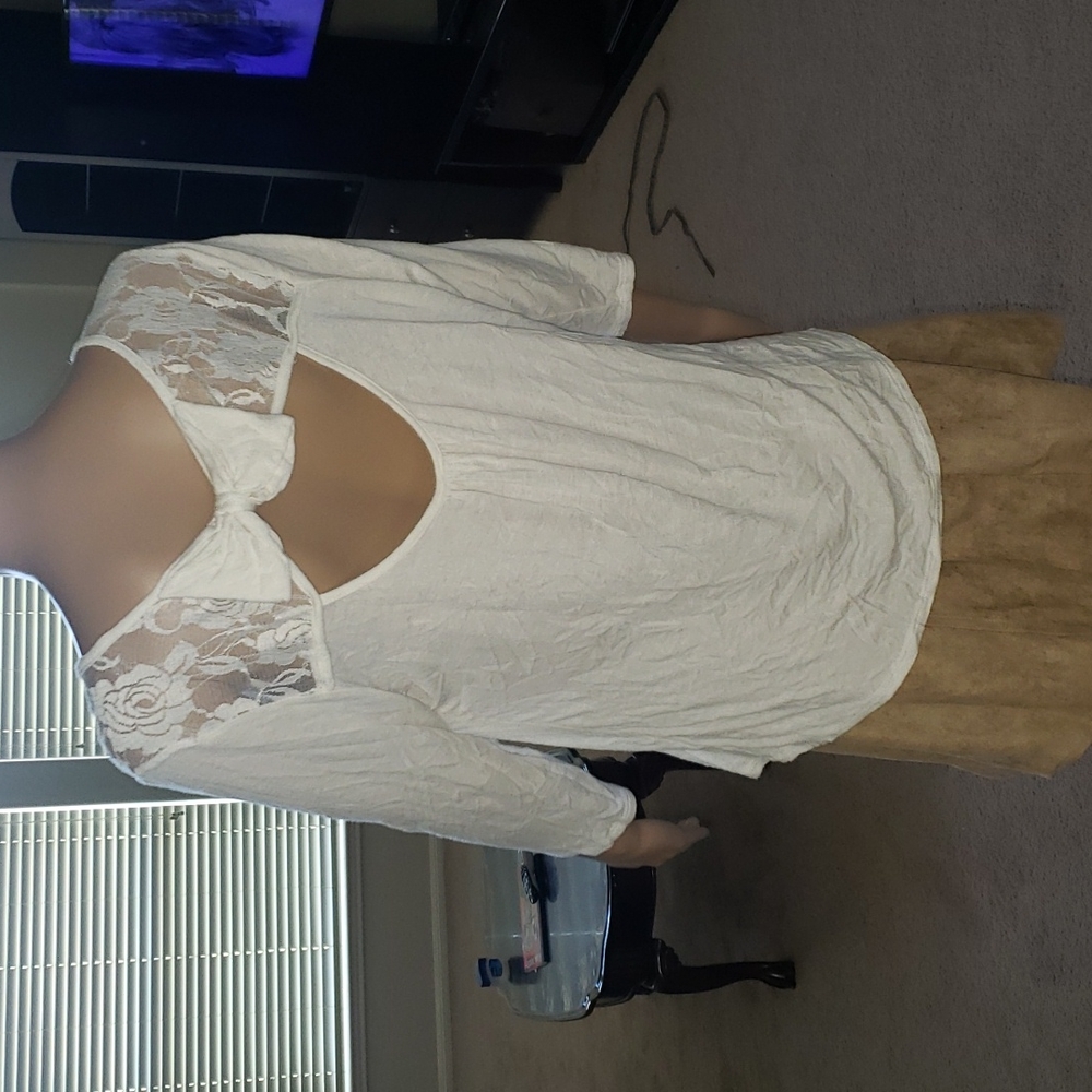 Bella d. M semi sheer gathered scoop cutout lace bow back